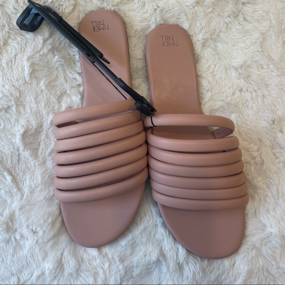 Pink Sandals - Picture 1 of 2